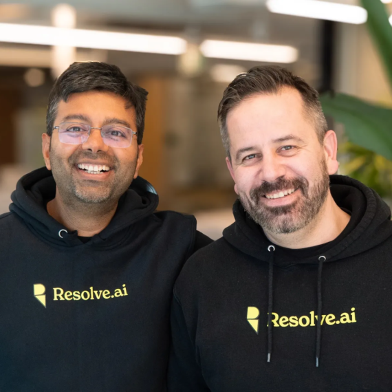 AI system dashboard automatically detecting and fixing software outages